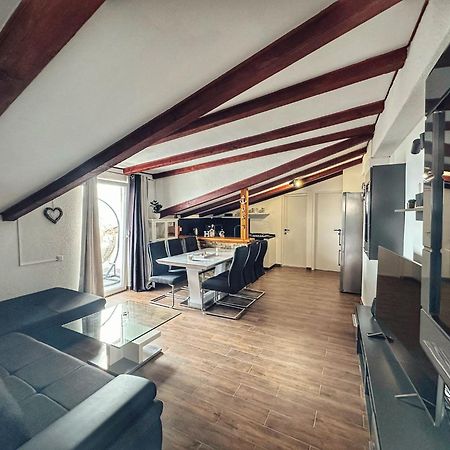 Knezevic Apartments Цриквениця Екстер'єр фото